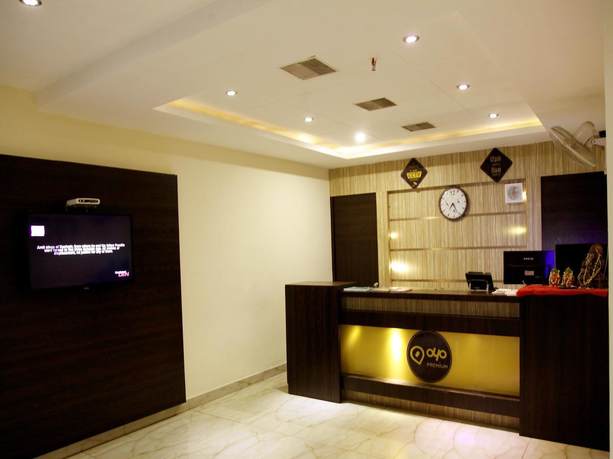 Oyo 905 Galaxy View Hotel Аллахабад Экстерьер фото