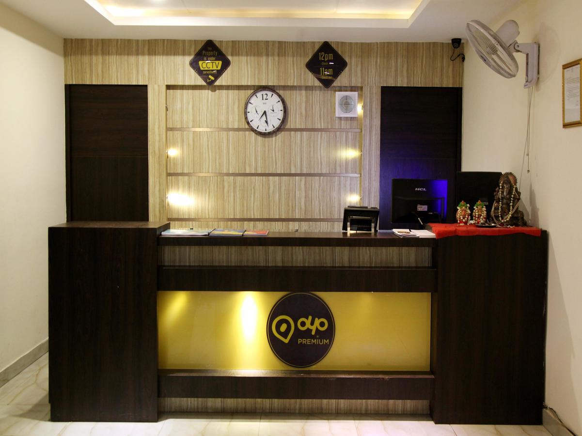 Oyo 905 Galaxy View Hotel Аллахабад Экстерьер фото